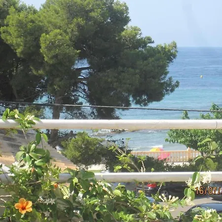 Independiente En Primera Linea De Moraira. Teulada